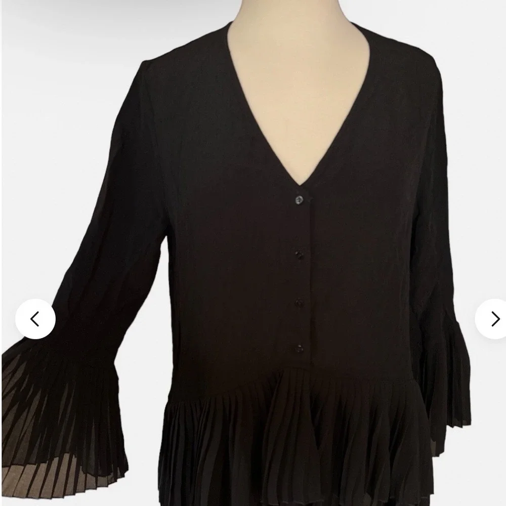 Zara Womens Black Tiered Pleated Mini Dress V-Neck Long Sleeve Size Large